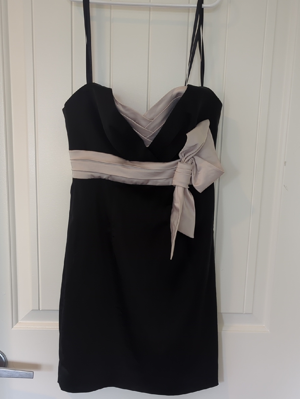 BCBGMaxAzria Black Mini Dress with Ivory Bow Waist